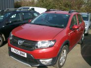 Dacia Sandero Stepway LAUREATE TCE 1