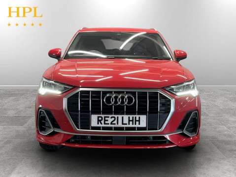 Audi Q3 1.5 TFSI CoD 35 S line SUV 5dr Petrol S Tronic Euro 6 (s/s) (150 ps) Parkin 2