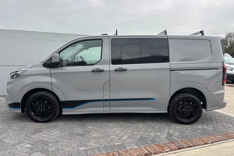 Ford Transit Custom 320 L1 Sport 170 ps Automatic AWD DCIV with Tailgate 9