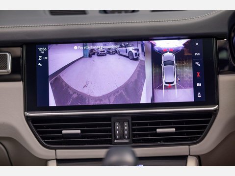 Porsche Cayenne 3.0 V6 E-Hybrid 17.9kWh Platinum Edition TiptronicS 4WD Euro 6 (s/s) 5dr (3 49