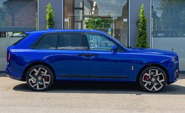 Rolls-Royce Cullinan Series II BLACK BADGE 3