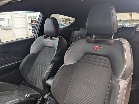 Ford Fiesta ST-3 14