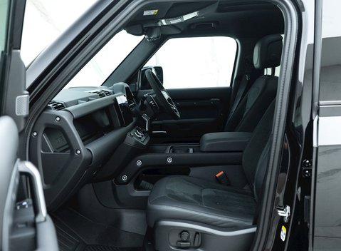 Land Rover Defender 110 V8 15