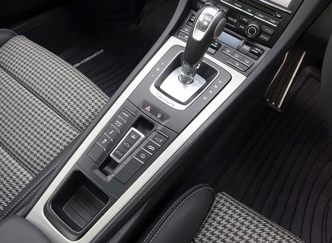 Porsche 911 50th Anniversary Edition 24