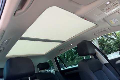 Volkswagen Passat GT TSI EVO DSG - PANORAMIC SUNROOF -19 INCH ALLOYS - ONE OWNER 55