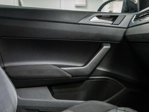 Volkswagen Taigo 1.0 TSI R-Line SUV 5dr Petrol DSG Euro 6 (s/s) (110 ps) 55