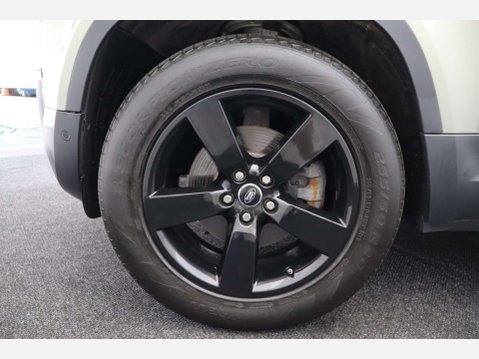 Land Rover Defender 3.0 Defender First Edition D MHEV Auto 4WD 5dr 67