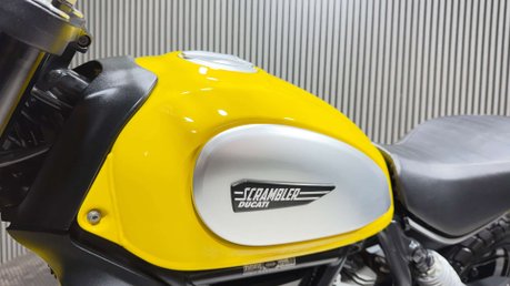 Ducati Scrambler 800 ICON 2016 ONLY 9K LEO VINCE EXHAUST LONG MOT 803CC 22
