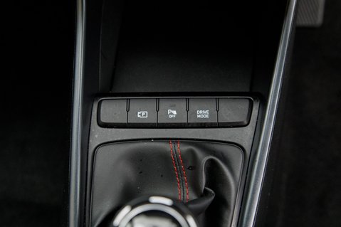 Hyundai i20 T-GDI N LINE MHEV 38