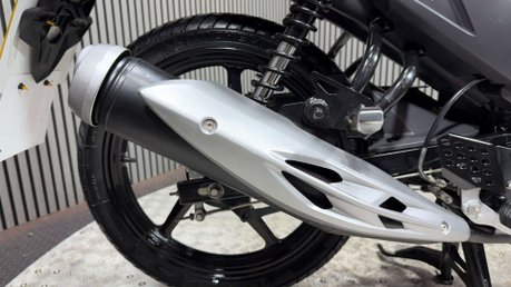 Yamaha YS125 2018 68 PLATE LONG MOT SERVICED ONLY 8K IDEAL LEARNER BIKE 125CC 21