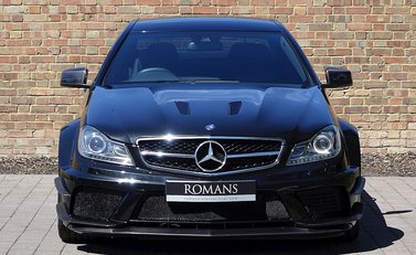 Mercedes-Benz C Class C63 AMG Black Series 2