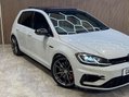 Volkswagen Golf 2.0 Golf R TSi Semi-Auto 4WD 5dr 10