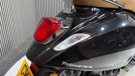 Piaggio Vespa Primavera 2021 ONLY 612 MILES NEW MOT SERVICED 50CC AUTO 14