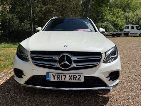 Mercedes-Benz GLC 3.0 GLC350d V6 AMG Line (Premium Plus) G-Tronic 4MATIC Euro 6 (s/s) 5dr 3