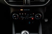 Ford Focus TITANIUM 34