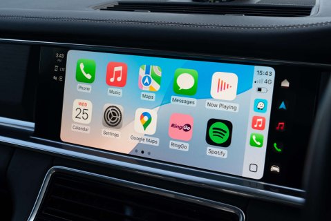 Porsche Panamera 4 E-Hybrid Platinum Edition 24