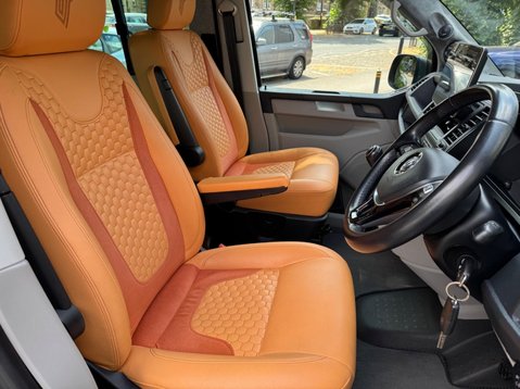 Volkswagen Transporter T32 TDI KOMBI HIGHLINE 4MOTION BMT 11