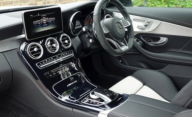 Mercedes-Benz C Class C63 S Coupe 9