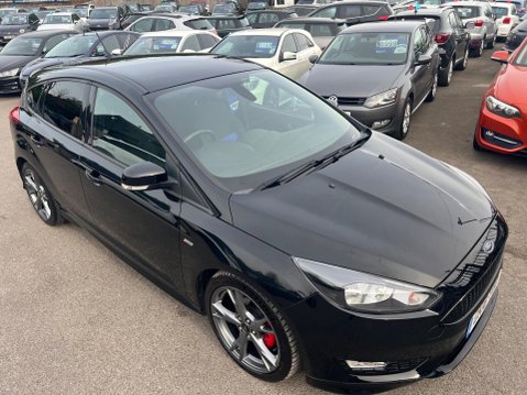 Ford Focus 1.0T EcoBoost ST-Line X Euro 6 (s/s) 5dr 8