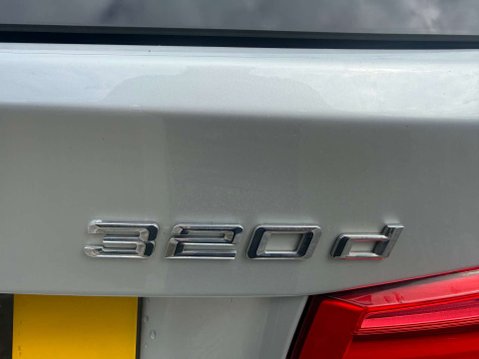 BMW 3 Series 2.0 320d xDrive Sport Auto 4WD 5dr 21