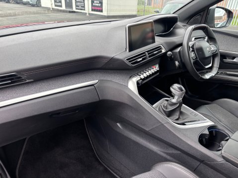 Peugeot 3008 PURETECH S/S GT LINE 17