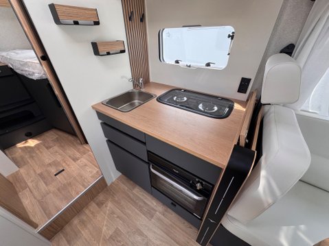 Pilote P740FGJ Evidence 2025 MODEL 22