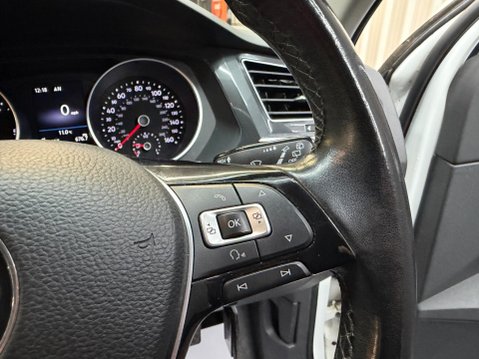 Volkswagen Tiguan 2.0 TDI SE Navigation 4Motion Euro 6 (s/s) 5dr 56