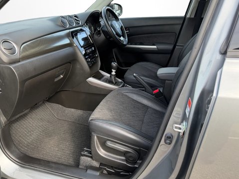 Suzuki Vitara 1.4 Boosterjet 48V Hybrid SZ5 5dr 2