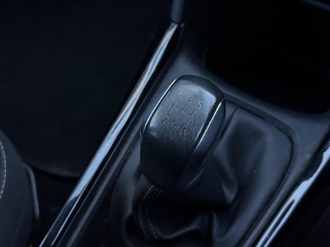 Peugeot 2008 1.2 PureTech Allure Euro 6 5dr 75