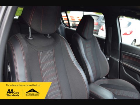 Peugeot 308 1.6 308 GT Line HDi Blue S/S 5dr 43