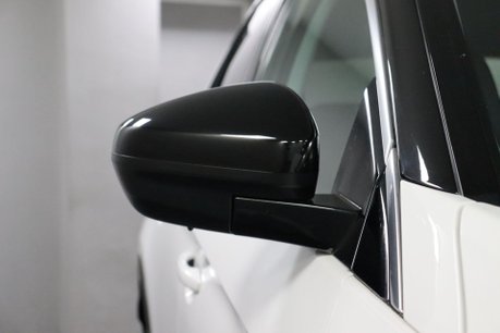 Vauxhall Grandland X SRI NAV 33