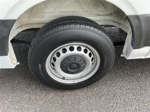 Volkswagen Crafter CR35 TDI M H/R P/V TRENDLINE 21