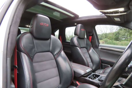 Porsche Cayenne 3.6T V6 GTS TiptronicS 4WD Euro 6 (s/s) 5dr 9