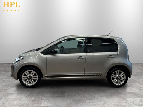 Volkswagen Up 1.0 beats Hatchback 5dr Petrol Manual Euro 6 (s/s) (65 ps) 2 Owners - Air C 4