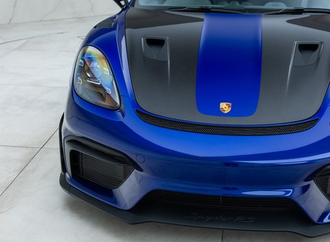 Porsche 718 Spyder RS 29