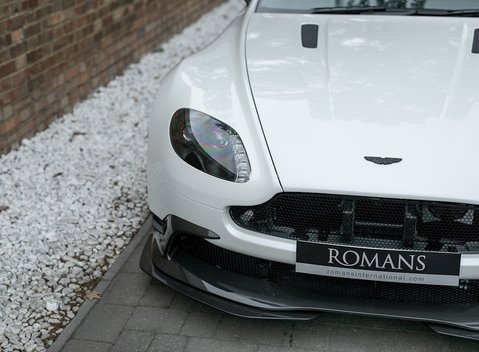 Aston Martin Vantage GT8 19