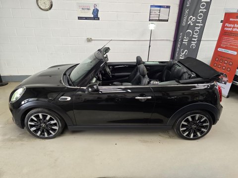 Mini Convertible 1.5 Cooper Exclusive Euro 6 (s/s) 2dr 7