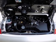 Porsche 911 Carrera 2 42