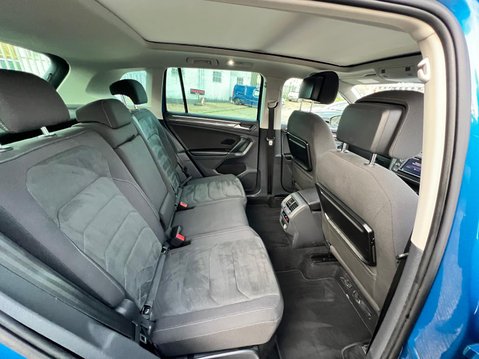 Volkswagen Tiguan SEL TDI BLUEMOTION TECHNOLOGY DSG 59