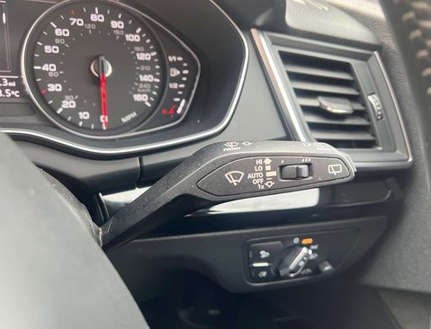 Audi Q5 2.0 Q5 Black Edition 40 TDI Quattro Semi-Auto 4WD 5dr 16