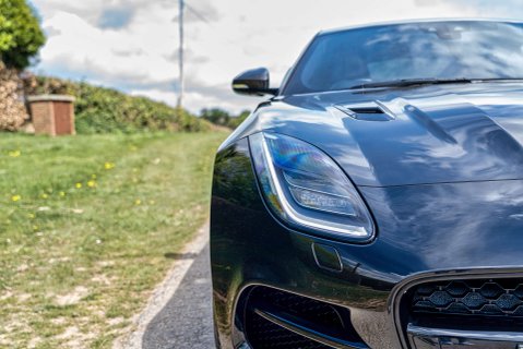 Jaguar F-Type 5.0 F-Type V8 R AWD Auto 4WD 3dr 17