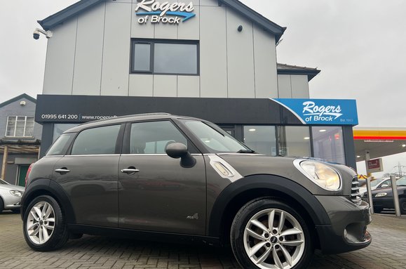 Mini Countryman COOPER D ALL4 HUGE SPEC 2