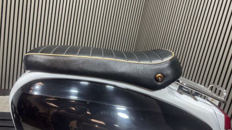 Royal Alloy GT 125 i Scooter Petrol CVT Euro 4 (10 ps) 21