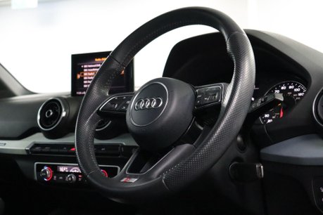 Audi Q2 TFSI S LINE 12