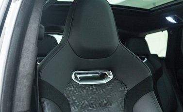 Land Rover Range Rover Sport 5.0 SVR Carbon Edition 12