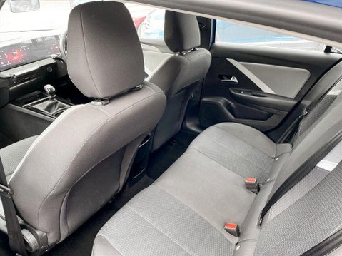 Vauxhall Astra 1.2 Turbo Design Hatchback 5dr Petrol Manual Euro 6 (s/s) (130 ps) 20