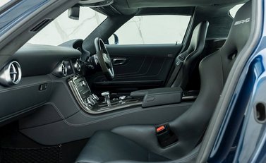 Mercedes-Benz SLS AMG 15