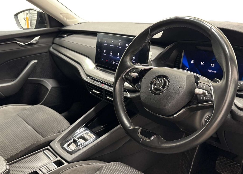 SKODA OCTAVIA 2022 1.4 TSI IV 13KWH SE TECHNOLOGY ESTATE 5DR PETROL PLUG IN...