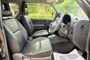 Suzuki Jimny SZ4 30