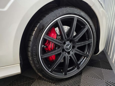 Mercedes-Benz E Class 5.5 E63 V8 BiTurbo AMG S Saloon 4dr Petrol SpdS MCT Euro 6 (s/s) (585 ps) 27